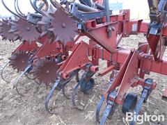 items/e85b8db51bbcef1195f6002248918839/caseih18312row30foldingrowcropcultivator_33073e3f7d9c4a0d9b288de1ffff54b5.jpg