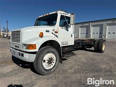 1999 International 4900 S/A Cab & Chassis 