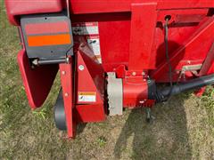 items/e8ab81cc83414485a328825fe3b8794f/caseih3206cornheader-3_f631e4e13fb14e95a22903d12daa4305.jpg