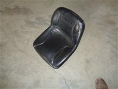 items/e8b20a6e3a41ee11a81c00224890d91b/kubotalawnmowerseat_b45c4bdc4ed949e28f35f0fbee5e3ba5.jpg