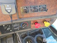 items/e8c703eff393ef1195f6000d3a620d5e/2007kenwortht800tatrucktractor-15_d4c4bc3657684ef184d7c20c15775158.jpg