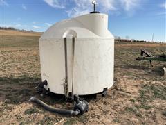 Liquid Storage Tank W/Pump 