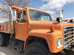 items/e8de275e9989eb1189ee00155d42e7e6/1983internationalsseriesdumptruckwithsnowpusher_9e191b0ae6264e40abc8bc6a366b34f1.jpg