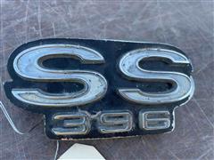 1968 Chevrolet Chevelle Grill Emblem 