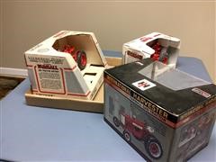 items/e9599addd6feec11b5cf0003fff934d4/farmallcollectibletoytractors_bc9ec2d522224dc2a9c82f918343bbf7.jpg