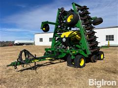 2004 John Deere 1690 Soybean Special Air Seeder 