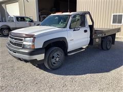 2006 Chevrolet 3500 4x4 Flatbed Dually Pickup 