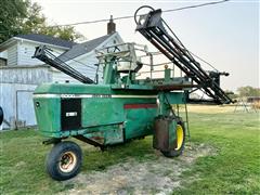 John Deere 6000 Self-Propelled Sprayer 