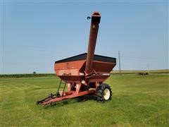 Brent 472 Grain Cart 