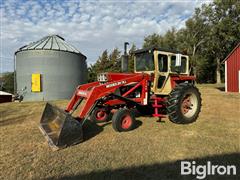 1972 International 966 2WD Tractor W/Loader 