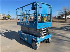 2013 Genie GS2646 Scissor Lift 