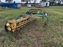 John Deere 670 Pull-Type Double Rakes 