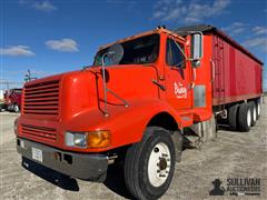 1993 International 8300 T/A Grain Truck 