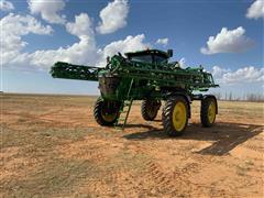 2016 John Deere R4038 Self-Propelled Sprayer 