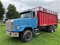 1989 White GMC Autocar ACL64 T/A Silage Truck 