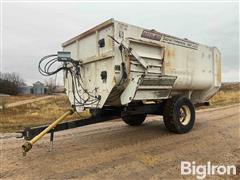 Roto-Mix 540-14 Feed Mixer Wagon 