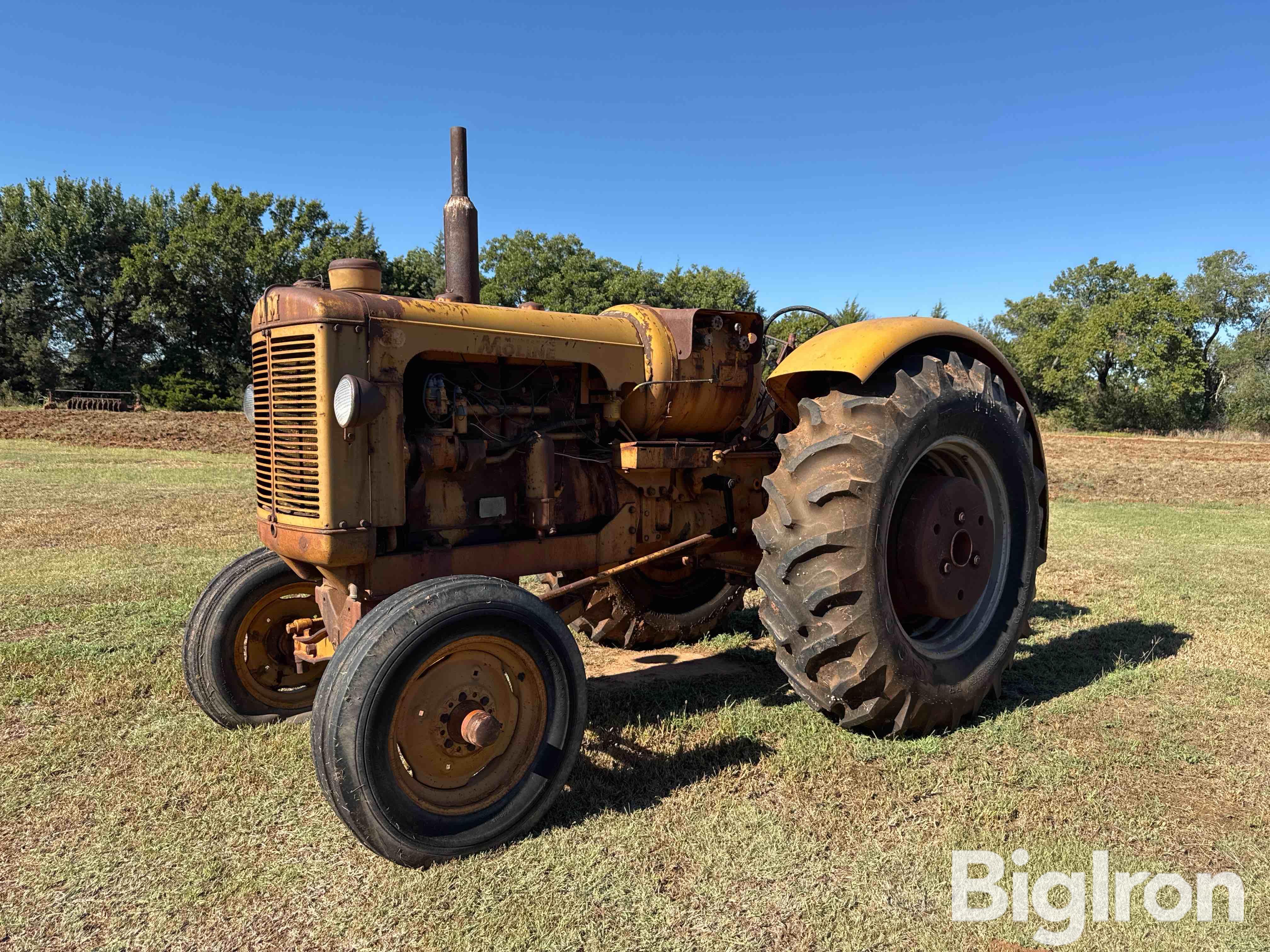 1959 Minneapolis-Moline GB 2WD Tractor 