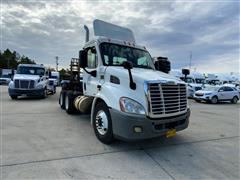 2012 Freightliner Cascadia T/A Day Cab Truck Tractor 