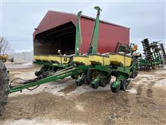 1994 John Deere 7200 Planter 