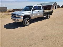 2002 Dodge RAM 2500 4x4 Extended Cab Flatbed Pickup 