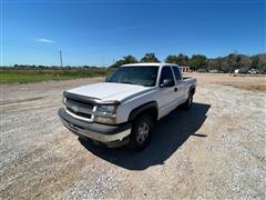 2003 Chevrolet Silverado 1500 4x4 Extended Cab Pickup 