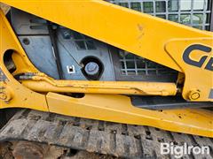 items/ecc03057a39cef1195f6002248918839/2007gehlctl60compacttrackloader-2_0d0c6e0dbda44842b8313e482f56eb7a.jpg