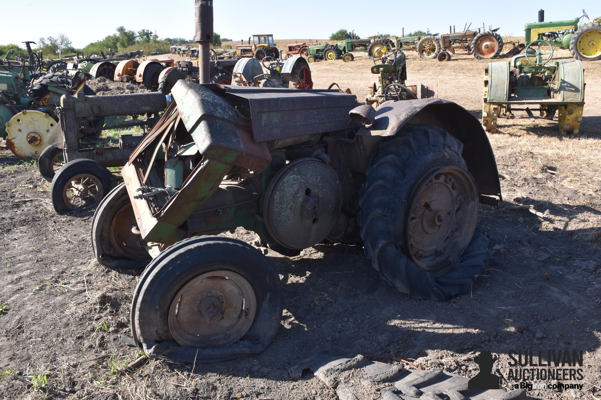 1946 John Deere D 2WD Tractor 