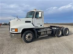 2002 Mack CH613 T/A Day Cab Truck Tractor 