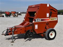 1999 Hesston 540 Round Baler 