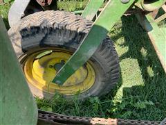 items/edafe397a34fee11a81c6045bd4a636e/johndeere1240planter-6_18e1e16a65c34d648e8711bbad457205.jpg