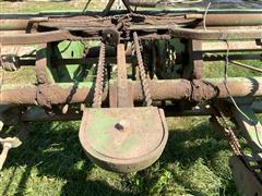 items/edafe397a34fee11a81c6045bd4a636e/johndeere1240planter-6_7ad3488078e947368ab2dfaacb1cb094.jpg