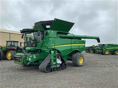 2018 John Deere S780 4WD Combine 