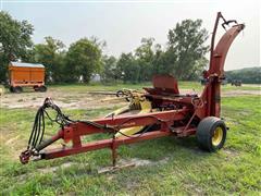1984 New Holland 892 Pull-Type Forage Harvester 