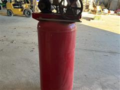 items/ee1e6f8e9a8dee11a81c6045bd4a636e/craftsman60gallonaircompressor-2_fed8f4463d384145b9d2d0d2d63ced3c.jpg