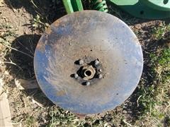 items/ee6893f5be32eb118fed00155d42e7e6/johndeere2x2planterfertilizerattachments_cf88414bd2774b40a86c93a249a360bb.jpg