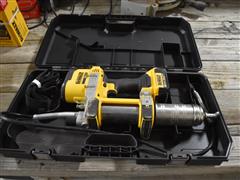 DeWalt 20V Grease Gun 