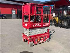 2016 MEC 1330SE Electric Self-Propelled Scissor Lift 