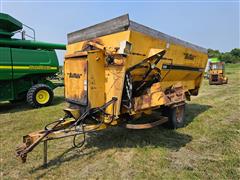 Buffalo Kwikmixer 370 Feeder Wagon 