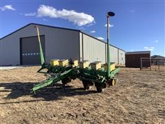 John Deere 7000 6R30 Planter 