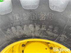 items/eed5bdf93fe7ef11a4dd7c1e5239ace1/1989-john-deere-4755-mfwd-tractor_9b7561d0c1b246b2afbcf1dee4be6864.jpg