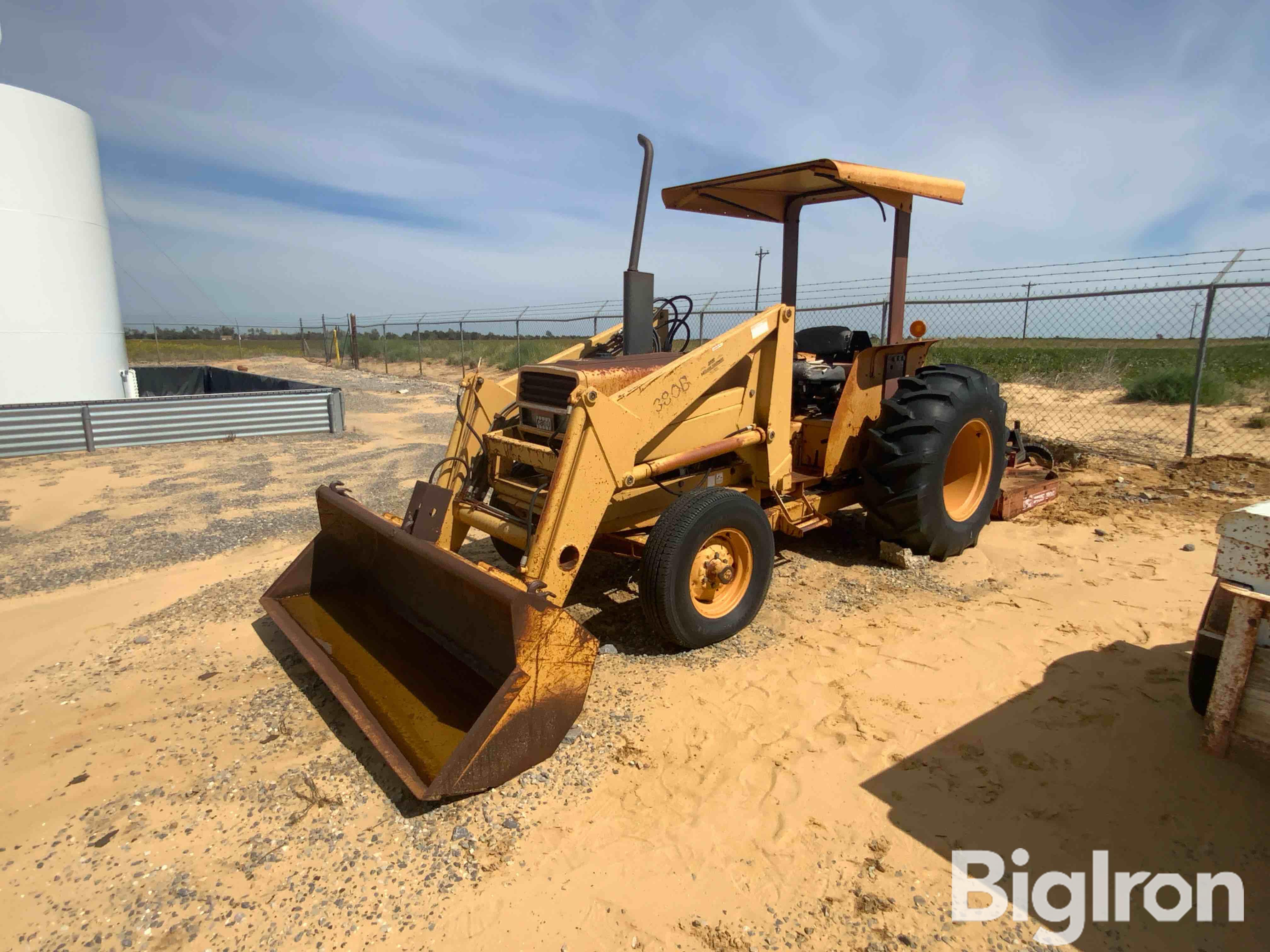 Case 380B 2WD Tractor W/Loader & Brush Hog Shredder 