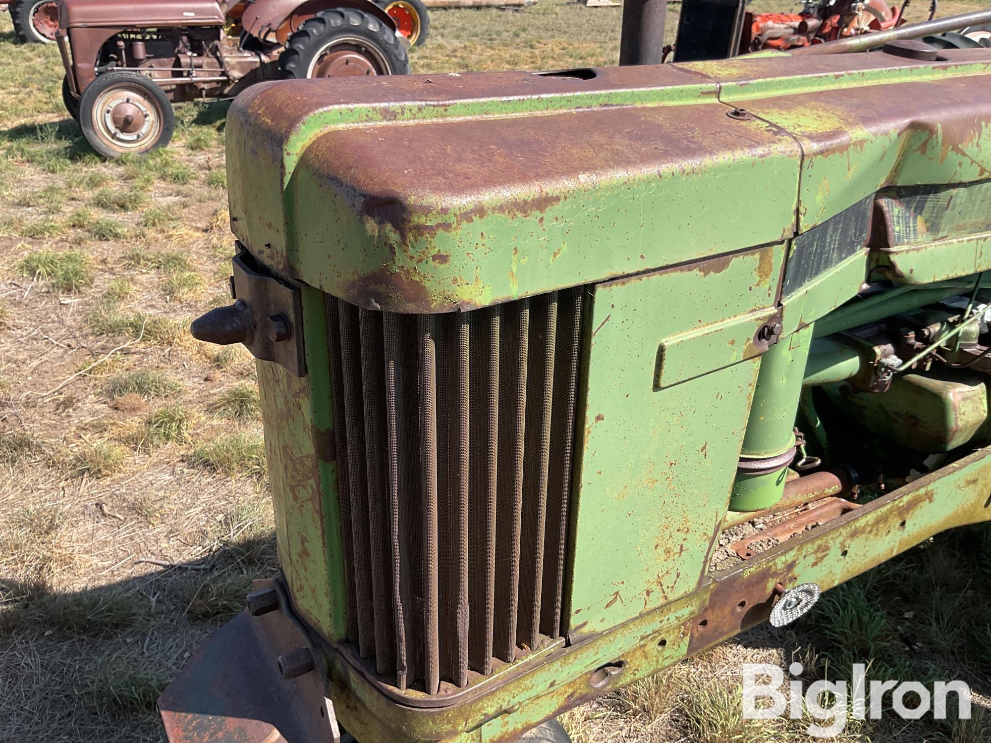 items/eeea6d1cb5d240fe9120684b00ed4b79/1952johndeere502wdtractor-2_1015594784684182b08e7c8d095e651a.jpg