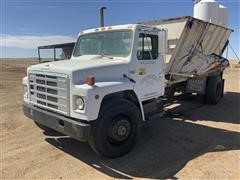 1985 International 1754 S/A Feed Truck W/Harsh Mobile Mixer Box 