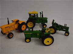 John Deere Die-cast Toy Tractors 