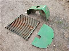 items/ef100803a4d8ed11a81c6045bd4cc723/johndeere4020shieldsandguards_25edfbf149db40c590d481b1b54684dc.jpg