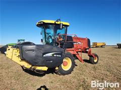 2007 New Holland HW325 Self-Propelled Windrower 