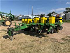 John Deere 1760 MaxEmerge Plus 12R30 Conservation Planter 