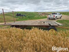 items/ef9483315e48f01195f37c1e5239afe0/electric-4-wheel-hay-trailer_67f51f889a1e4fb0a5f640f3e459cbd6.jpg