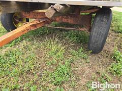 items/ef9483315e48f01195f37c1e5239afe0/electric-4-wheel-hay-trailer_9db4199362674f6fb5a9211e6172a52a.jpg