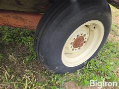 items/ef9483315e48f01195f37c1e5239afe0/electric-4-wheel-hay-trailer_fda95dddcbbf467da5cc00c0a28846f3.jpg